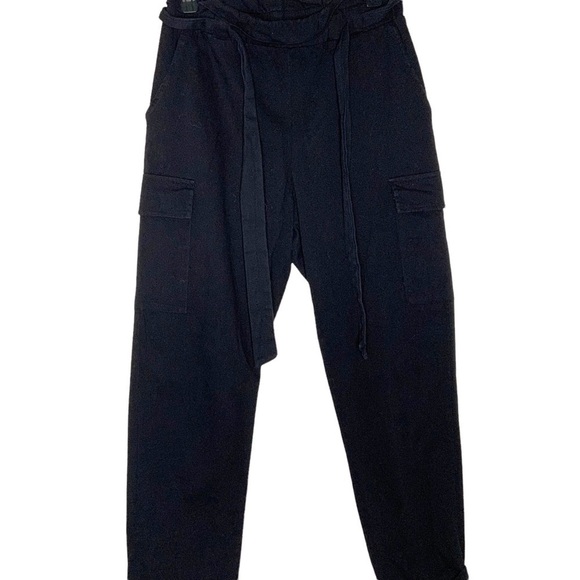 Kendall & Kylie black paperbag cargo pants. Size S - Picture 2 of 9
